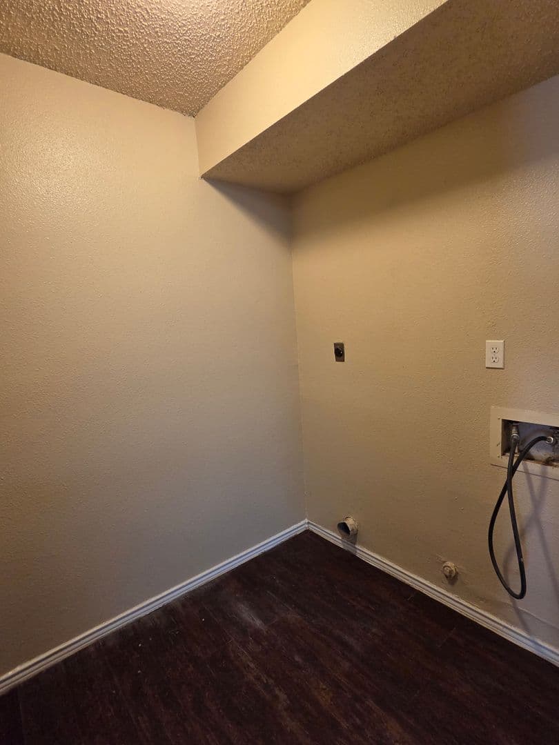 SAN ANTONIO House: 7123 FALLEN TRAIL