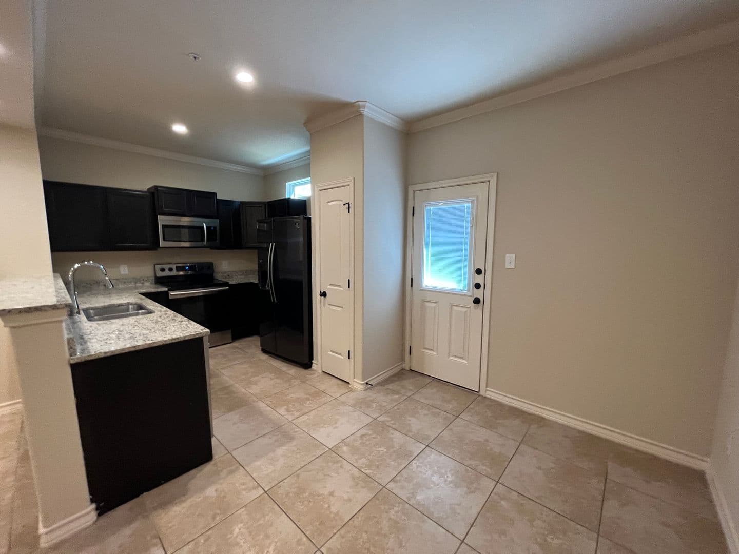 SAN ANTONIO House: 6534 MARCEL WAY #102