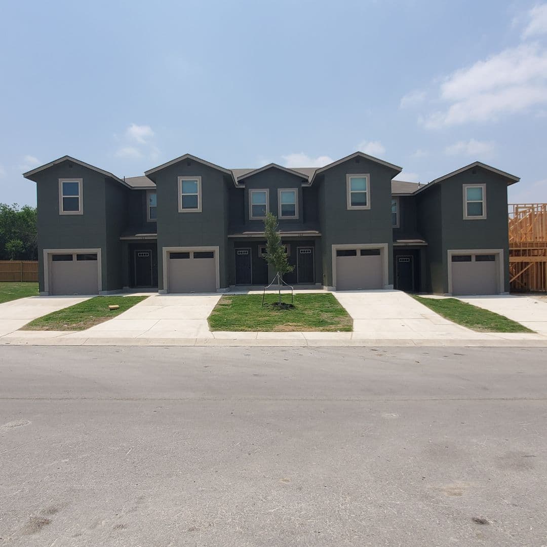SAN ANTONIO House: 6326 LUGLIO LANE #102