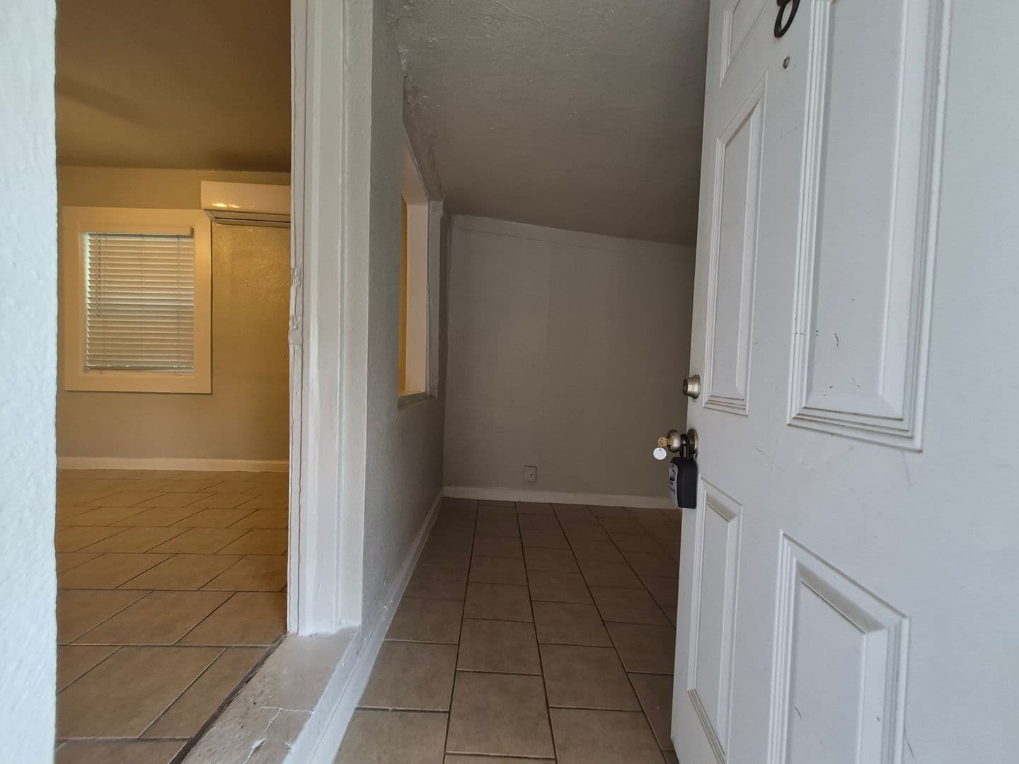 San Antonio House: 115 Caldwell Unit 8