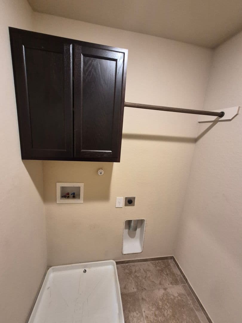 SAN ANTONIO House: 6327 LUGLIO LANE #102