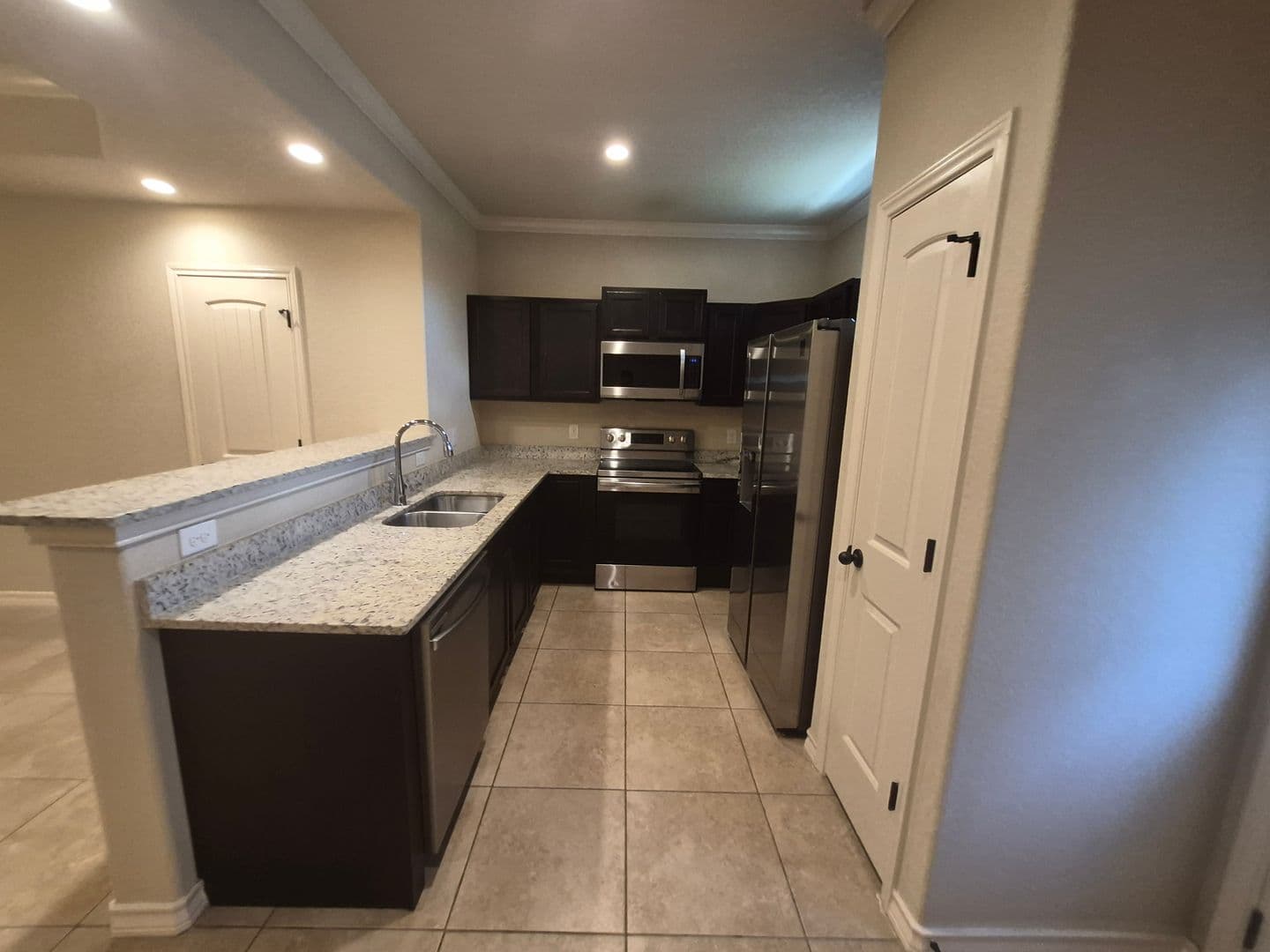 SAN ANTONIO House: 6410 MARCEL WAY #102