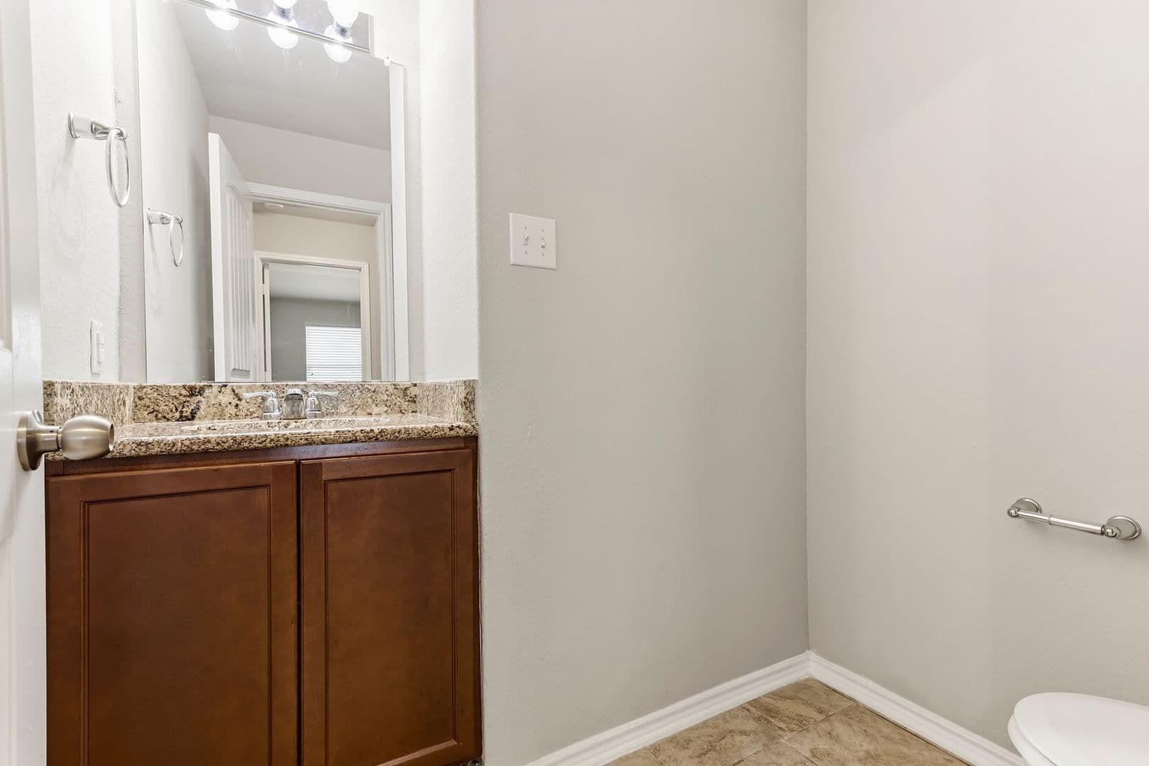 SCHERTZ House: 10213 METZ VALLEY