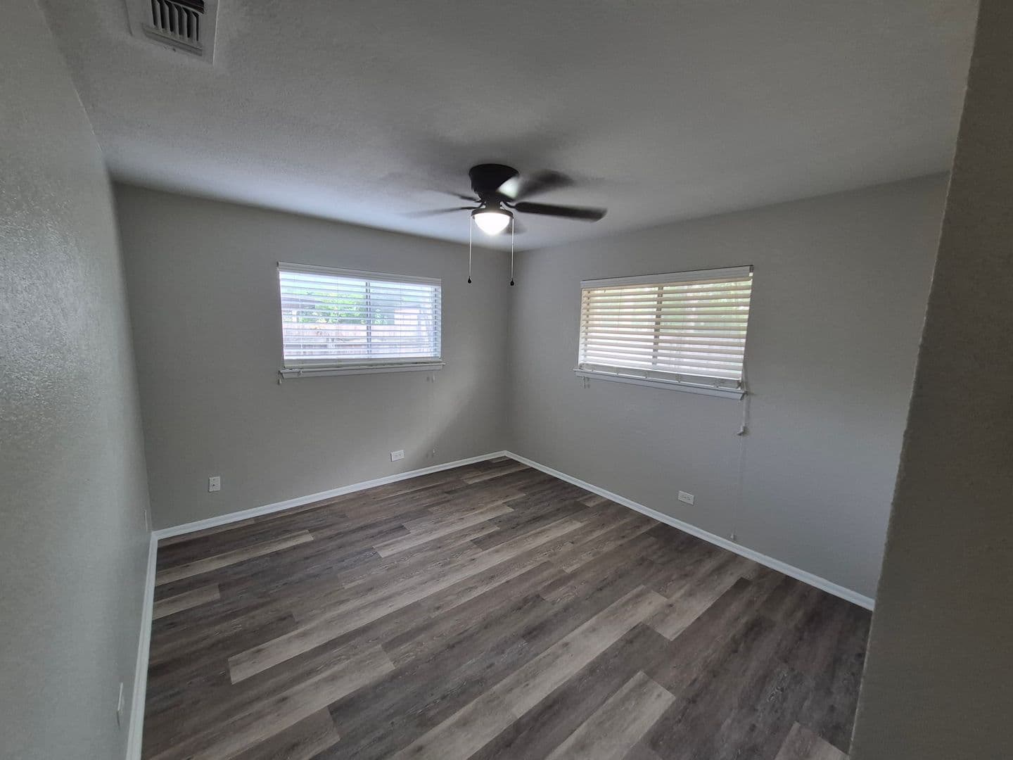 SAN ANTONIO House: 2718 DENNLER DR.