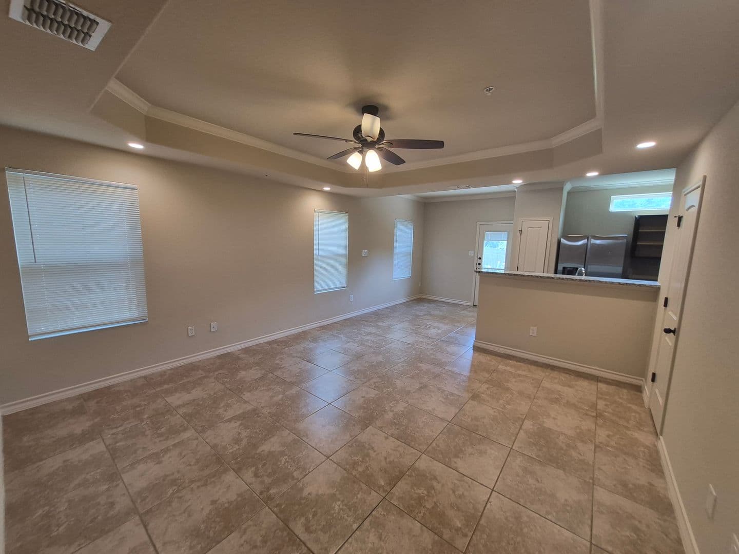 SAN ANTONIO House: 6306 LUGLIO LANE #104