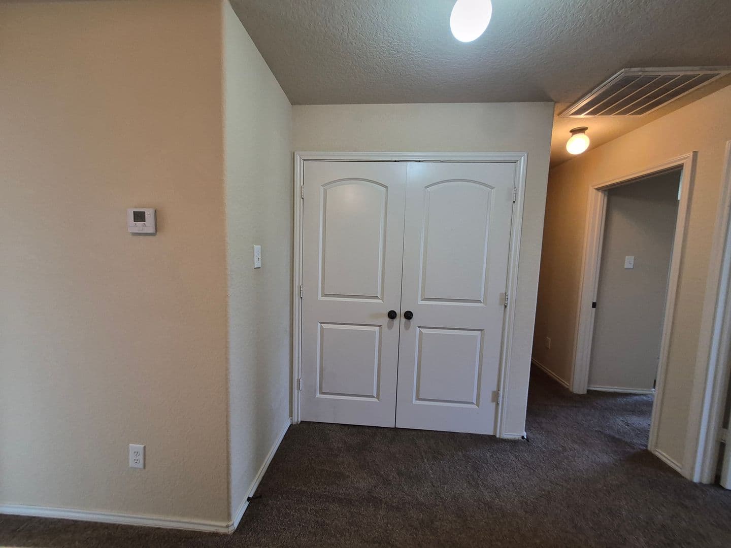 NEW BRAUNFELS House: 522 CREEKSIDE CIRCLE