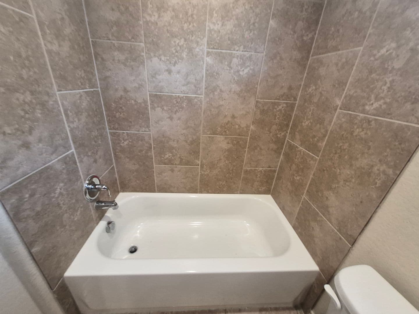 SAN ANTONIO House: 6306 LUGLIO LANE #104