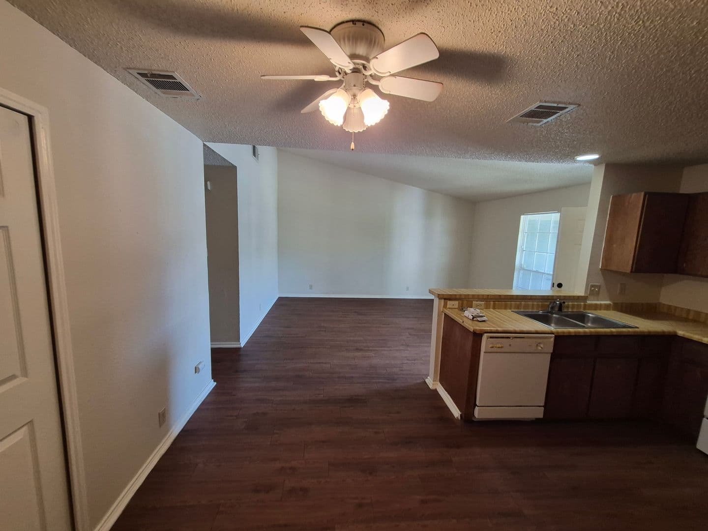 SAN ANTONIO House: 5201 MEADOWFIELD #3