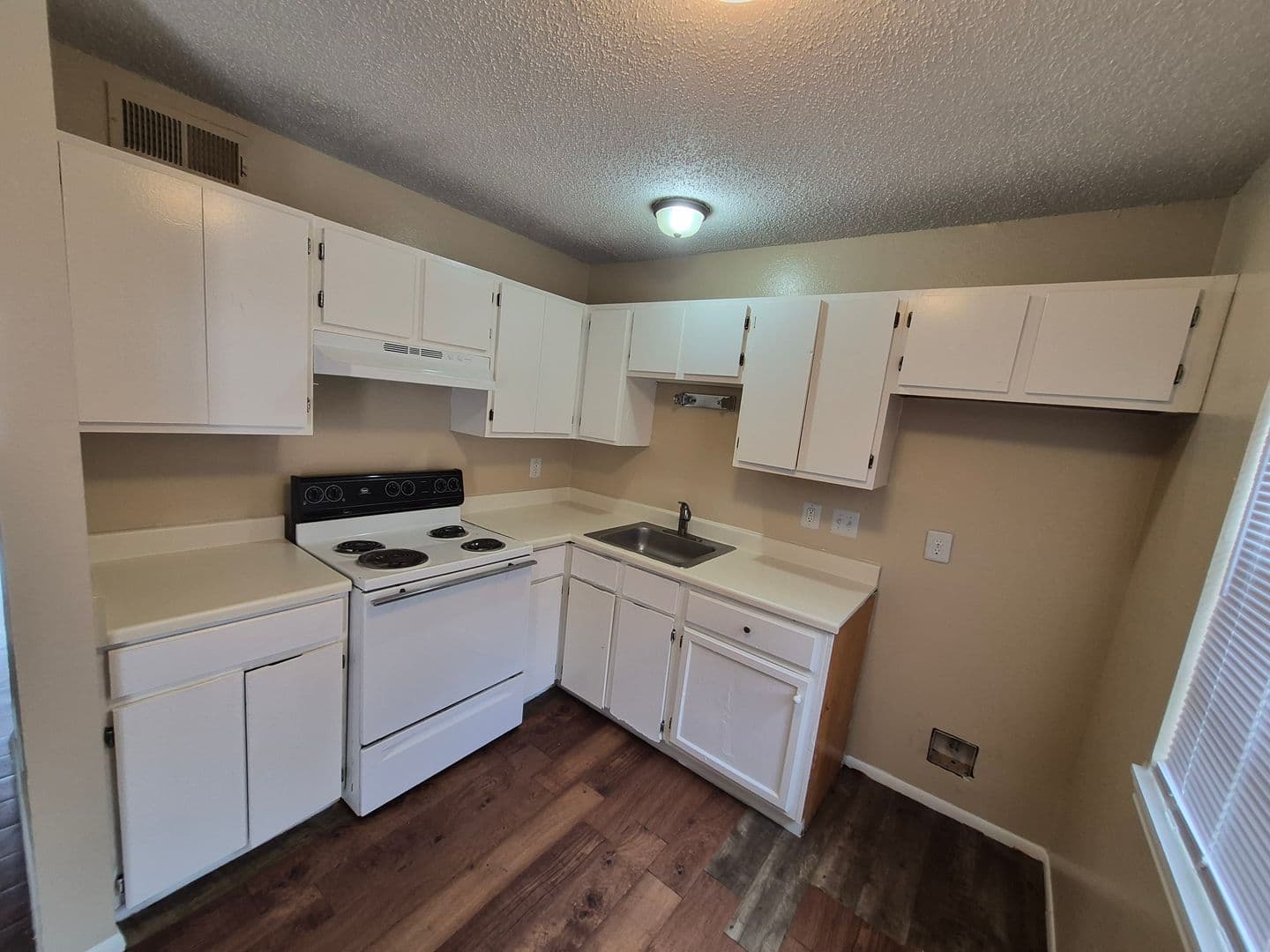 SAN ANTONIO House: 300 MOURSUND BLVD #7