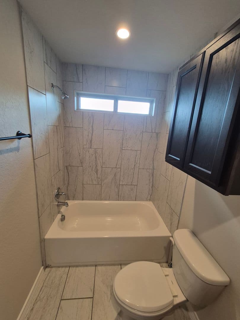 SAN ANTONIO House: 6310 LUGLIO LANE #104