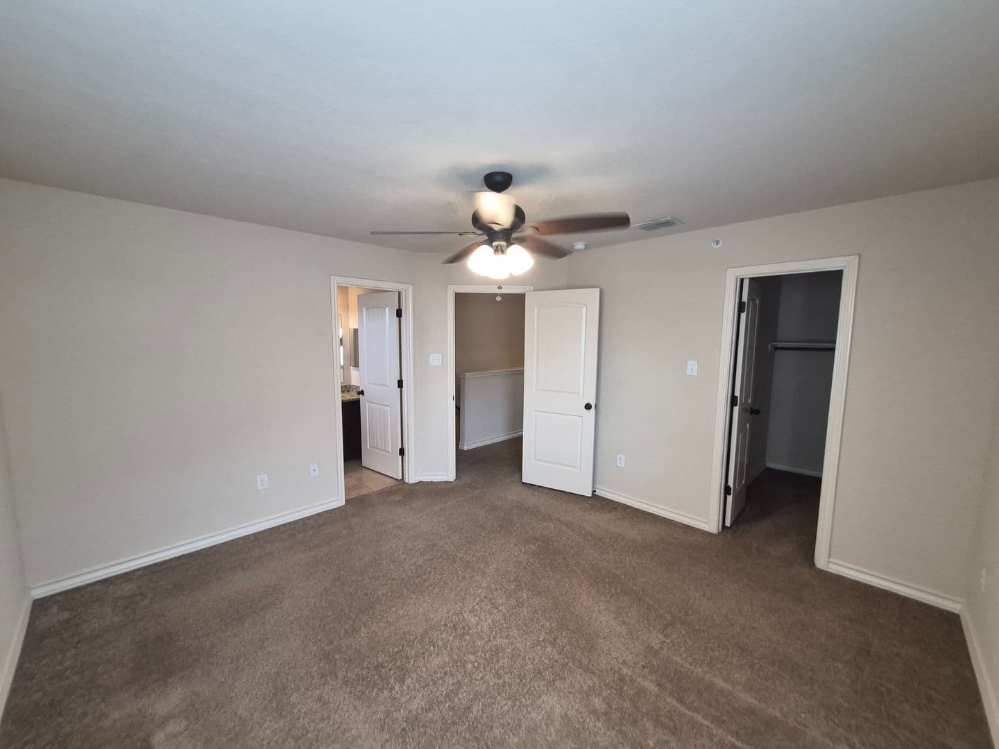 SAN ANTONIO House: 6618 ARANCIONE AVE #104