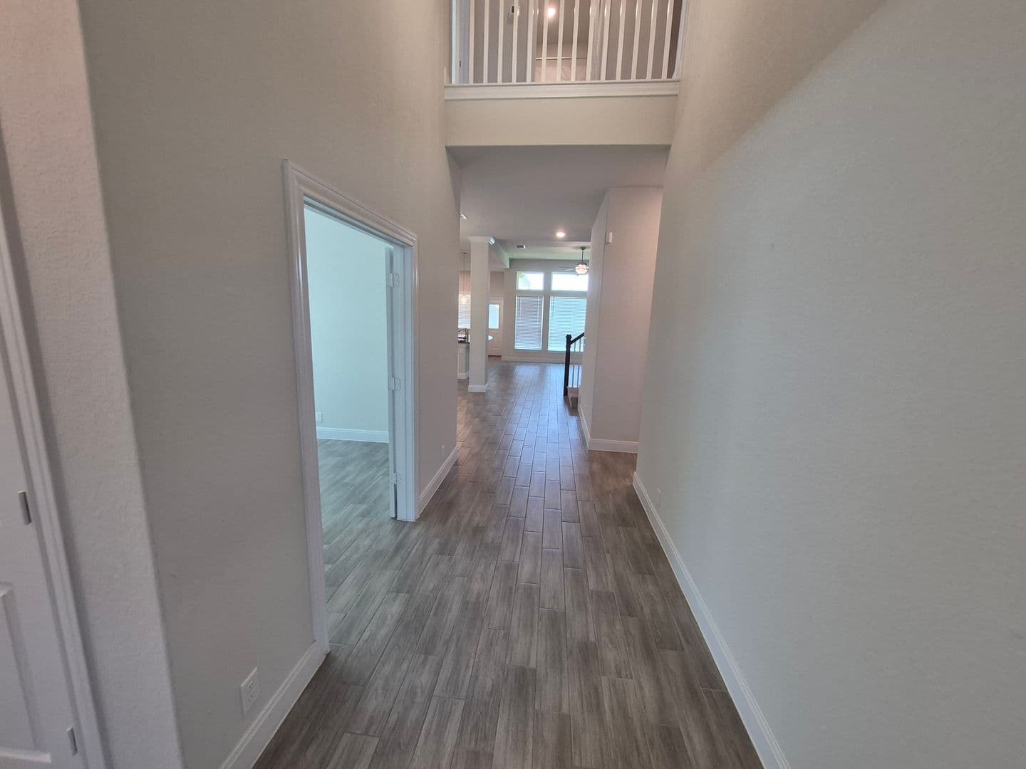 SCHERTZ House: 11612 HOLLERING PASS
