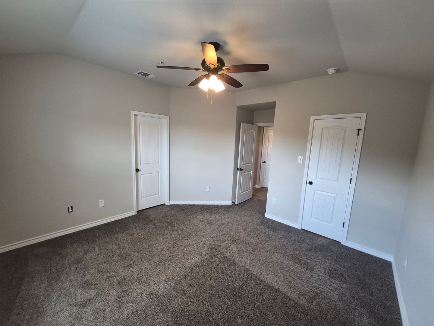 SAN ANTONIO House: 6310 LUGLIO LANE #104