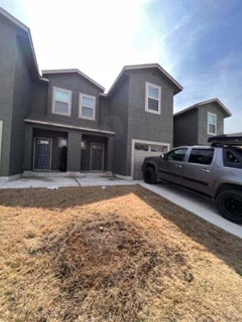 SAN ANTONIO House: 6326 LUGLIO LANE #102