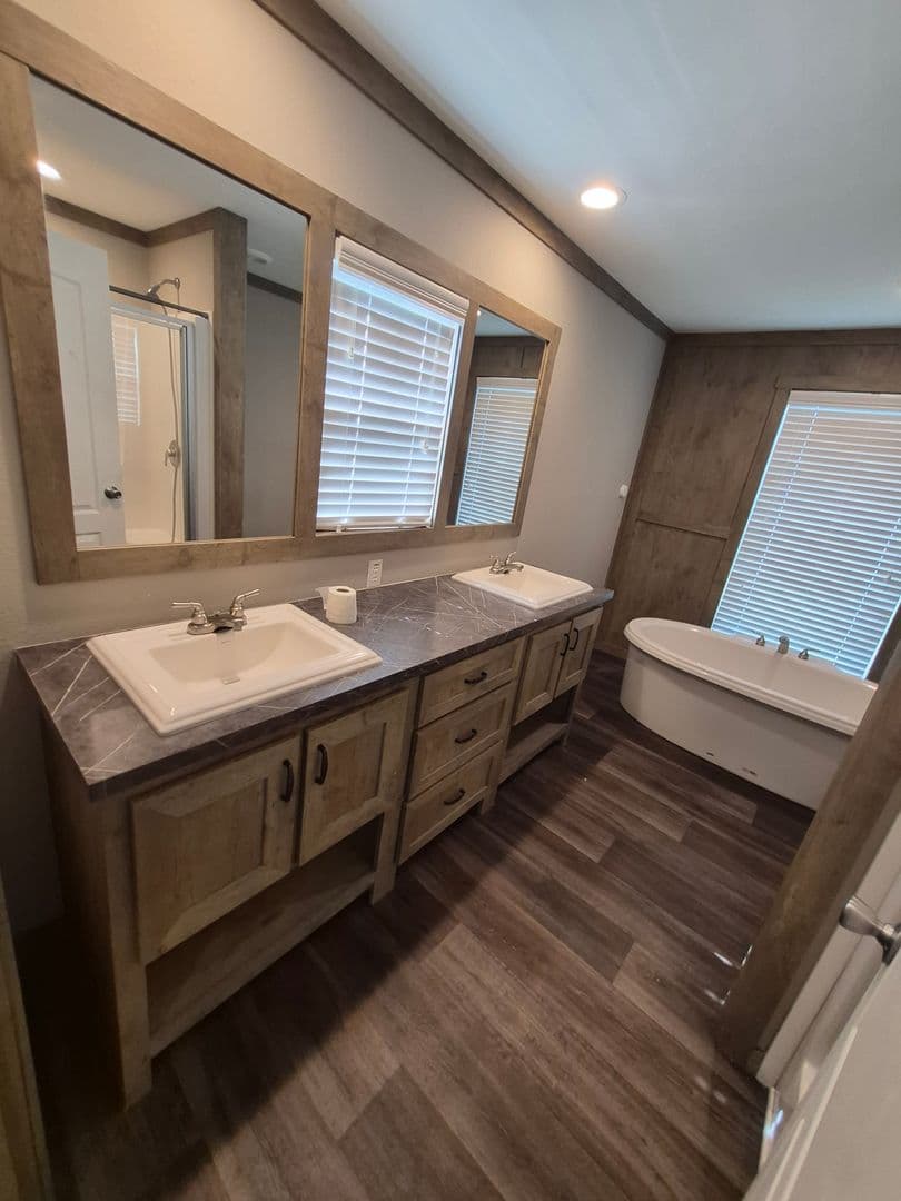 SAN ANTONIO House: 7151 WOODLAKE PKWY #451