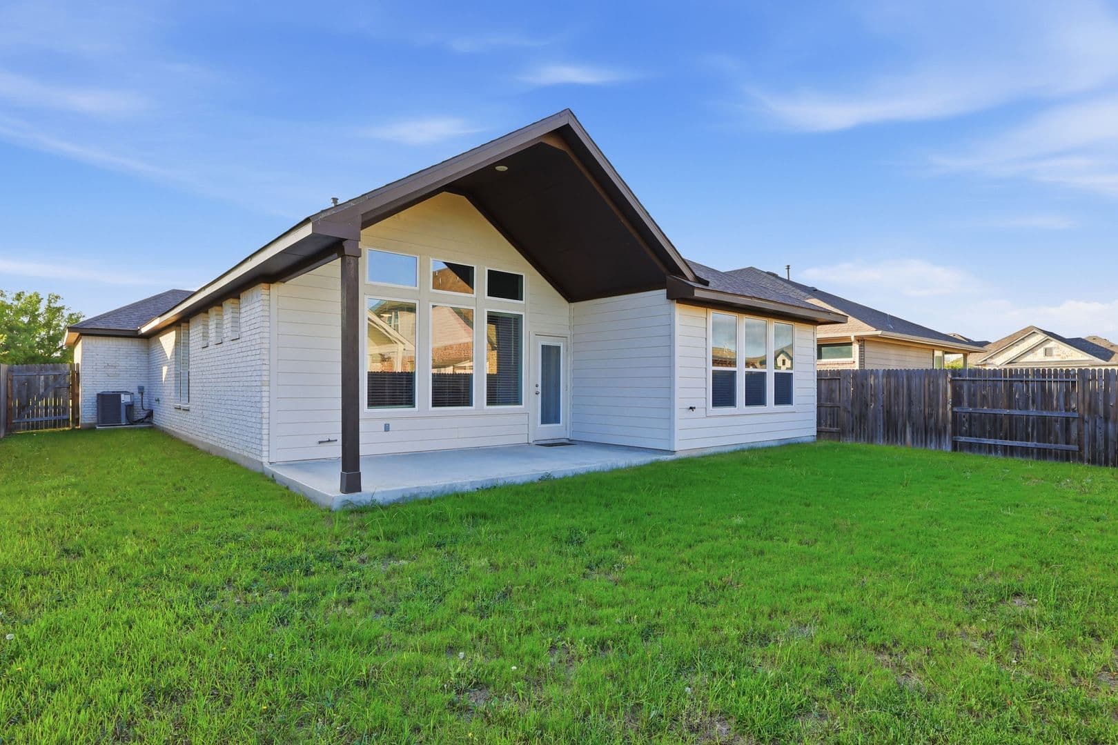 New Braunfels House: 2926 Alster