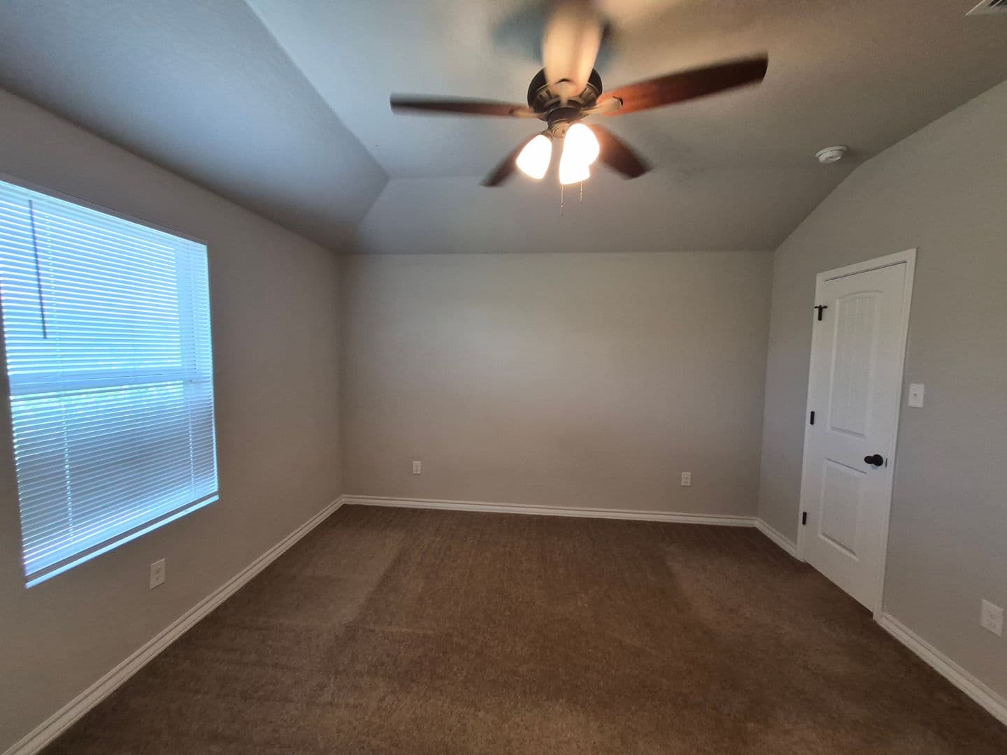 SAN ANTONIO House: 6303 LUGLIO LANE #102