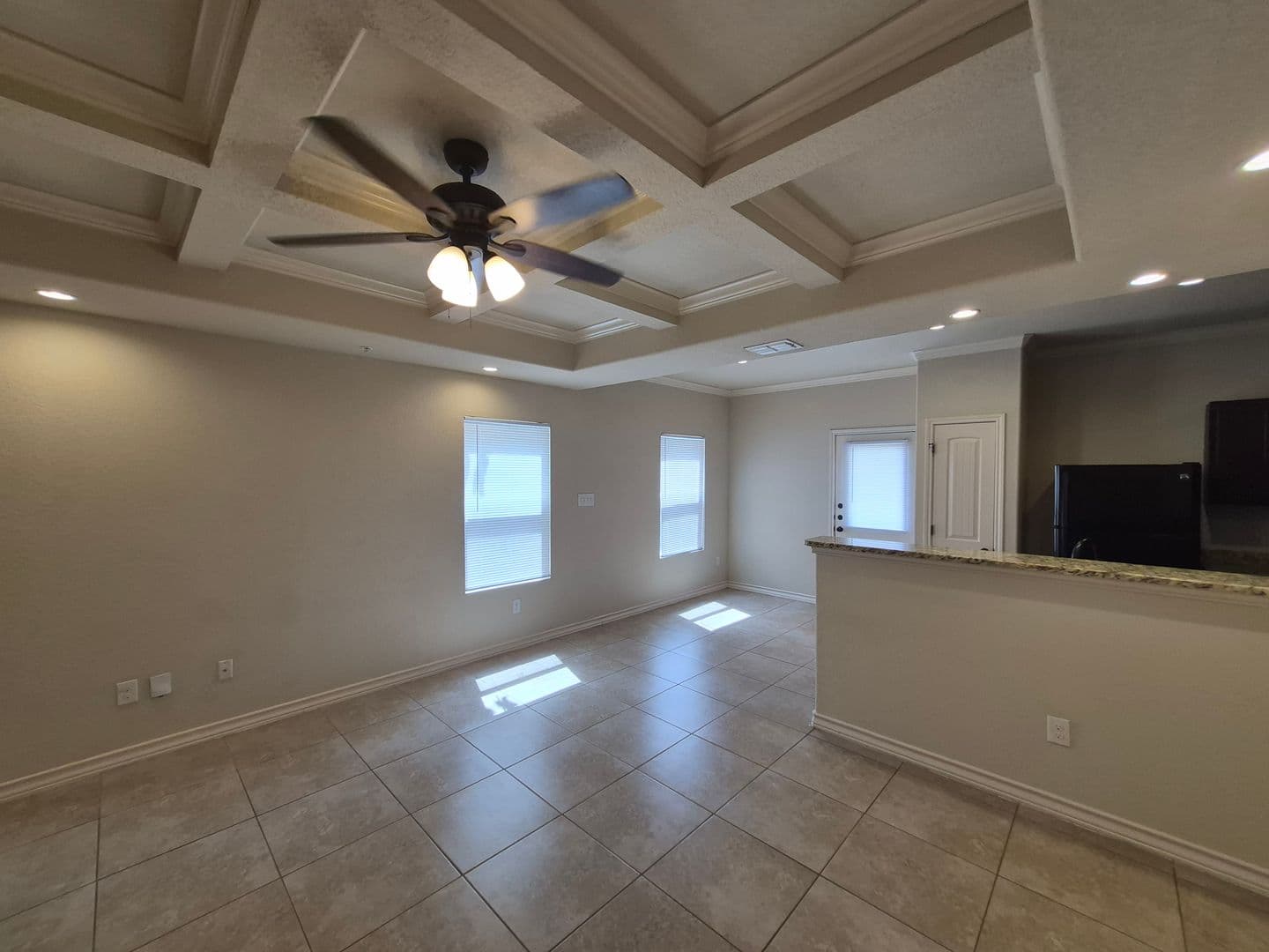 SAN ANTONIO House: 6618 ARANCIONE AVE #104