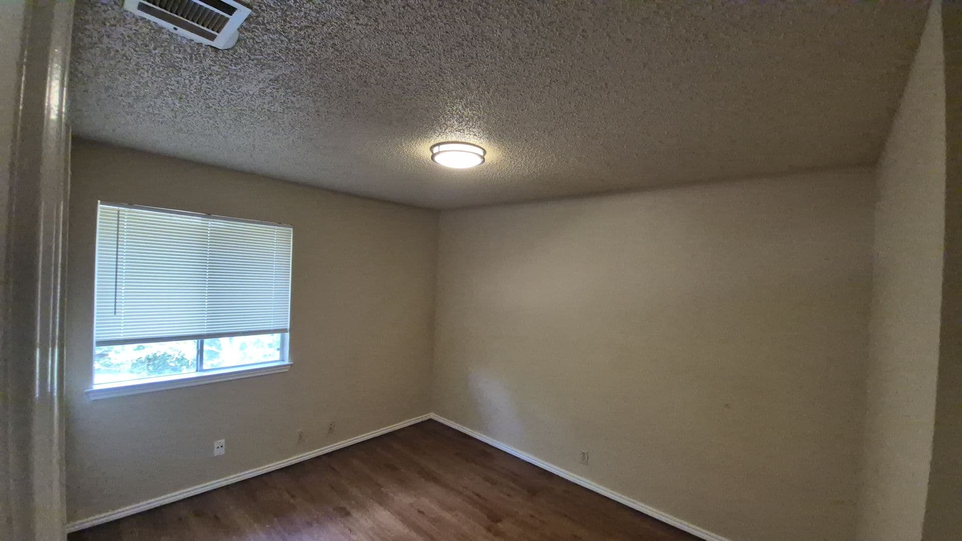 SAN ANTONIO House: 5201 MEADOWFIELD #4