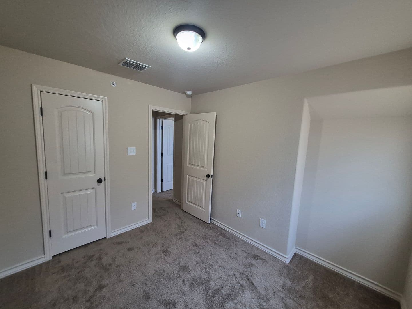 SAN ANTONIO House: 6602 ARANCIONE AVE #103