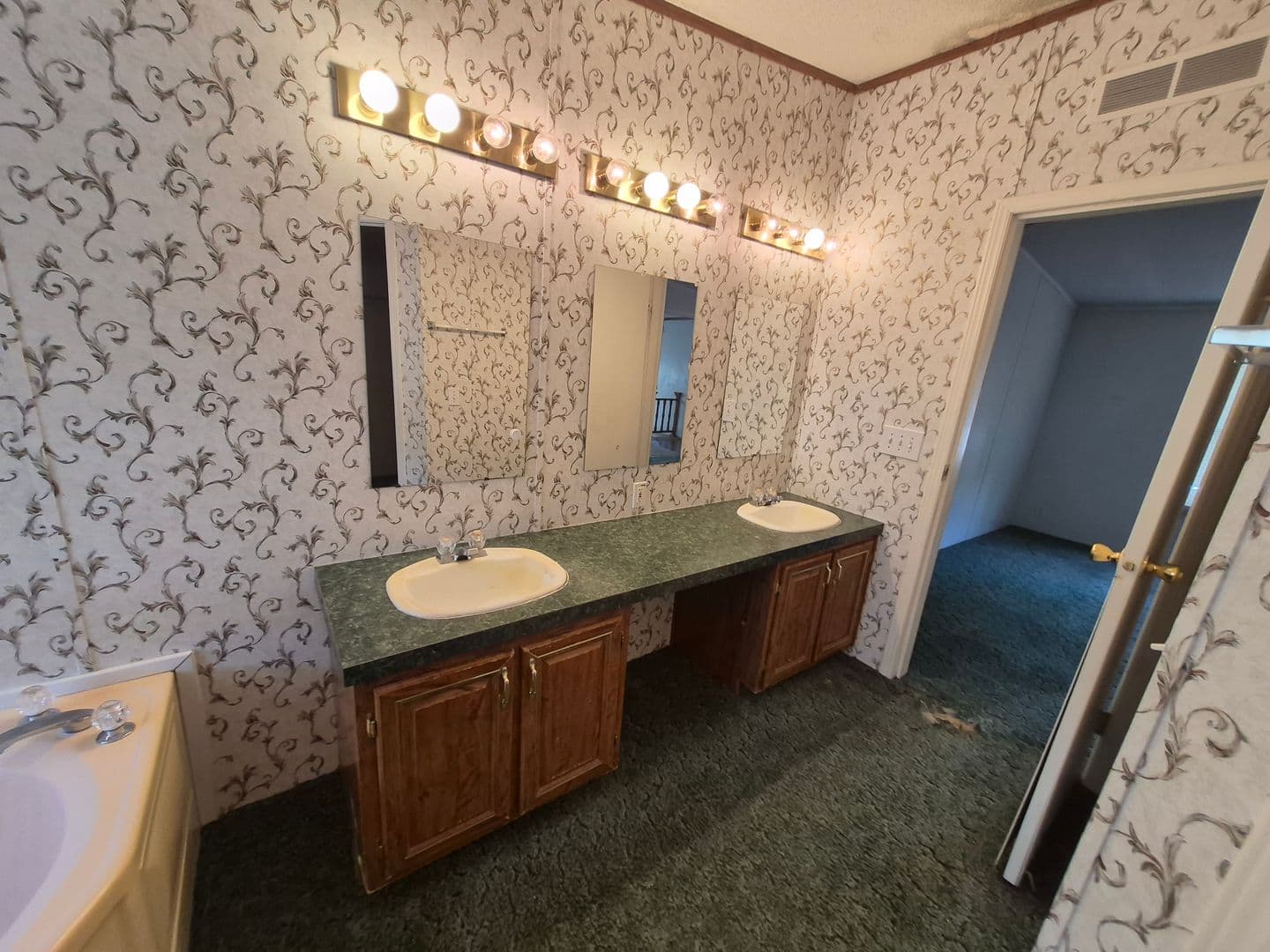 SAN ANTONIO House: 7500 PARADISE RD #55