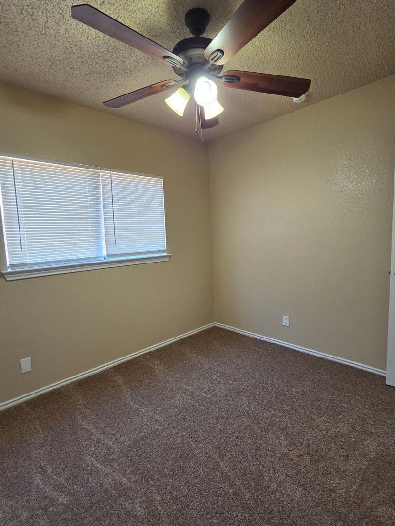 SAN ANTONIO House: 7123 FALLEN TRAIL