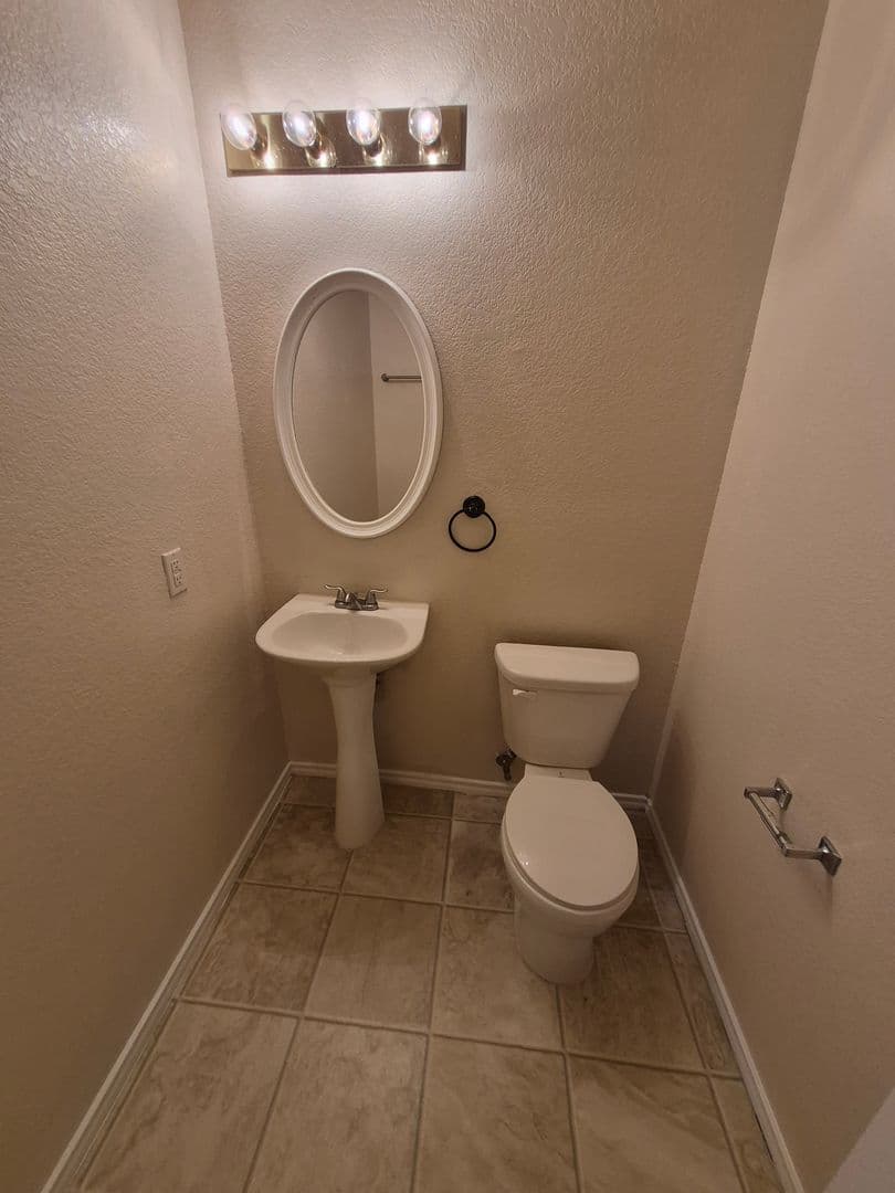 CONVERSE House: 3954 KEY WEST WAY