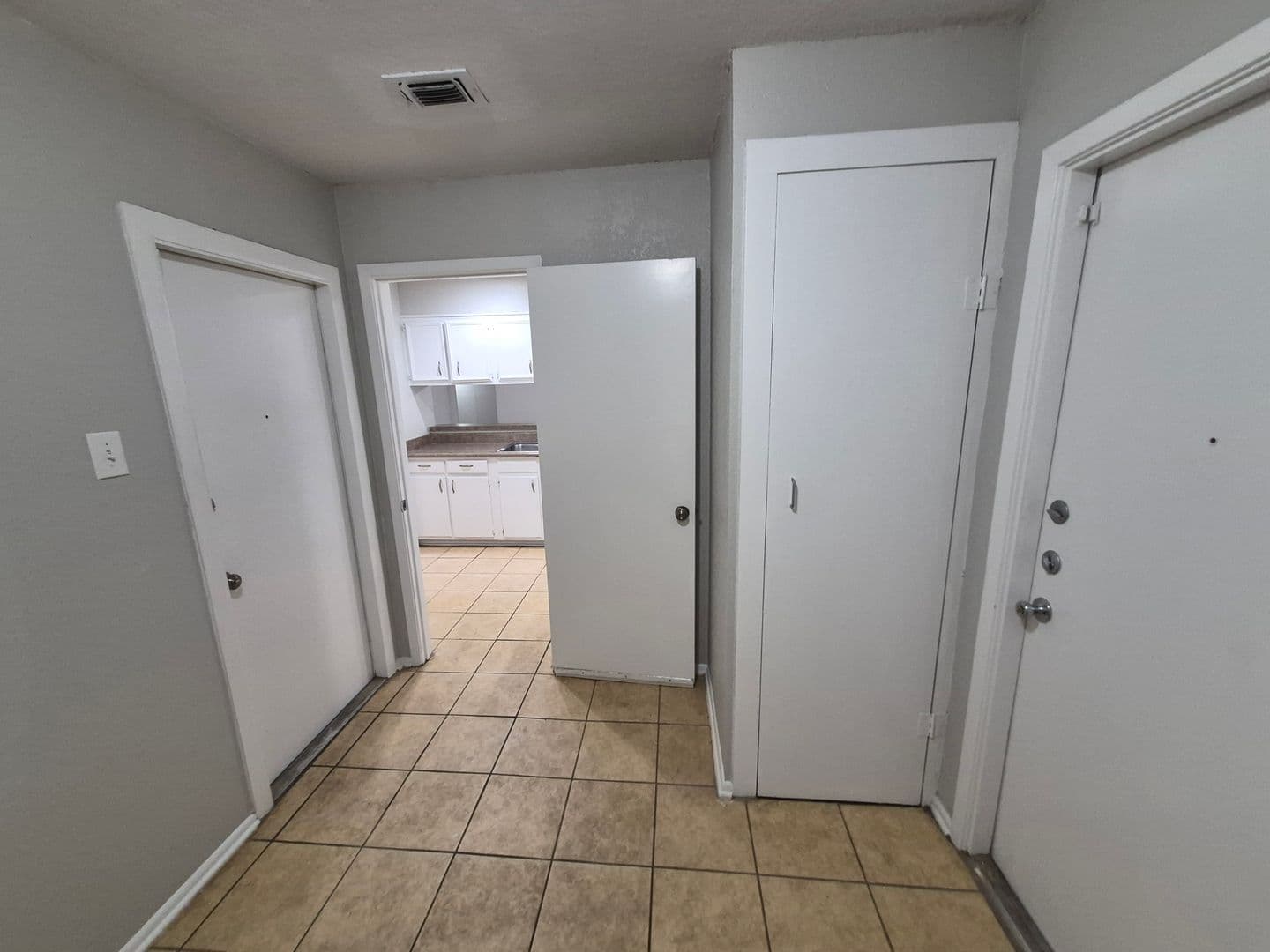 SAN ANTONIO House: 2718 DENNLER DR.