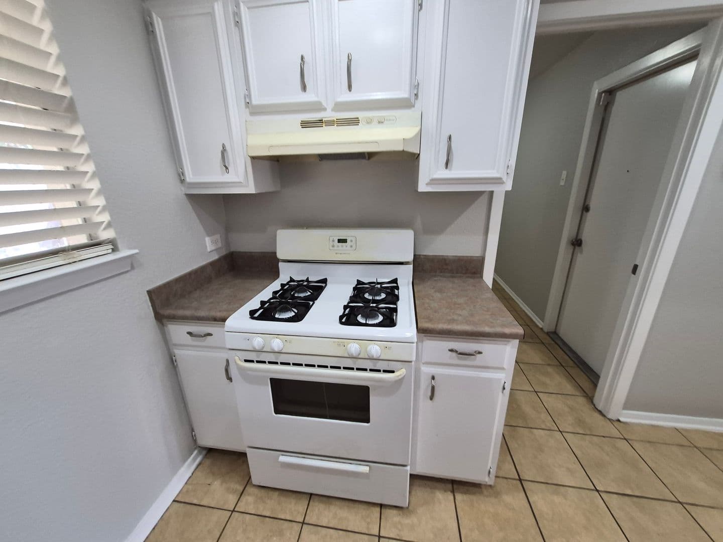 SAN ANTONIO House: 2718 DENNLER DR.