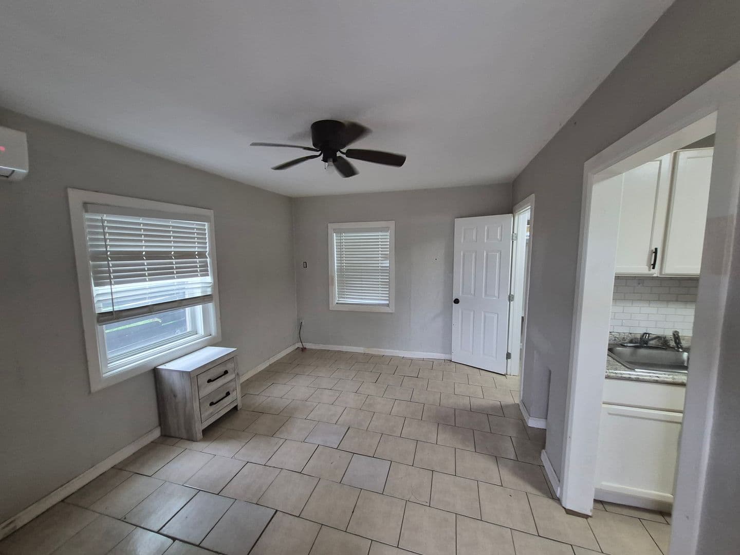 San Antonio House: 115 Caldwell Unit 1