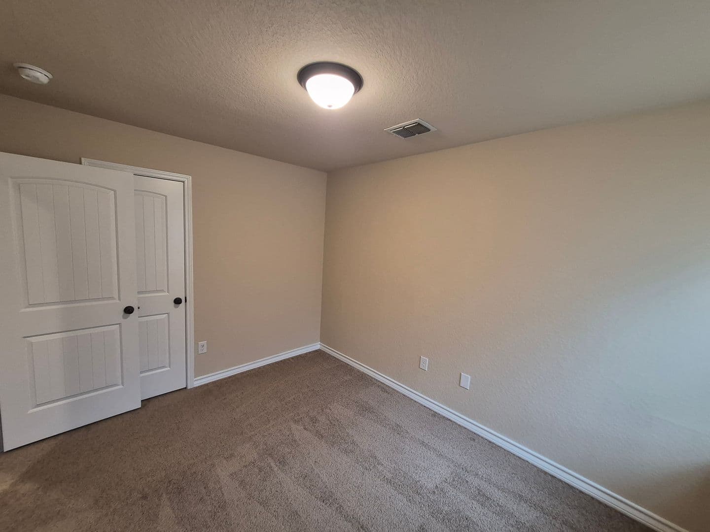 SAN ANTONIO House: 13915 ANNA'S WAY #101