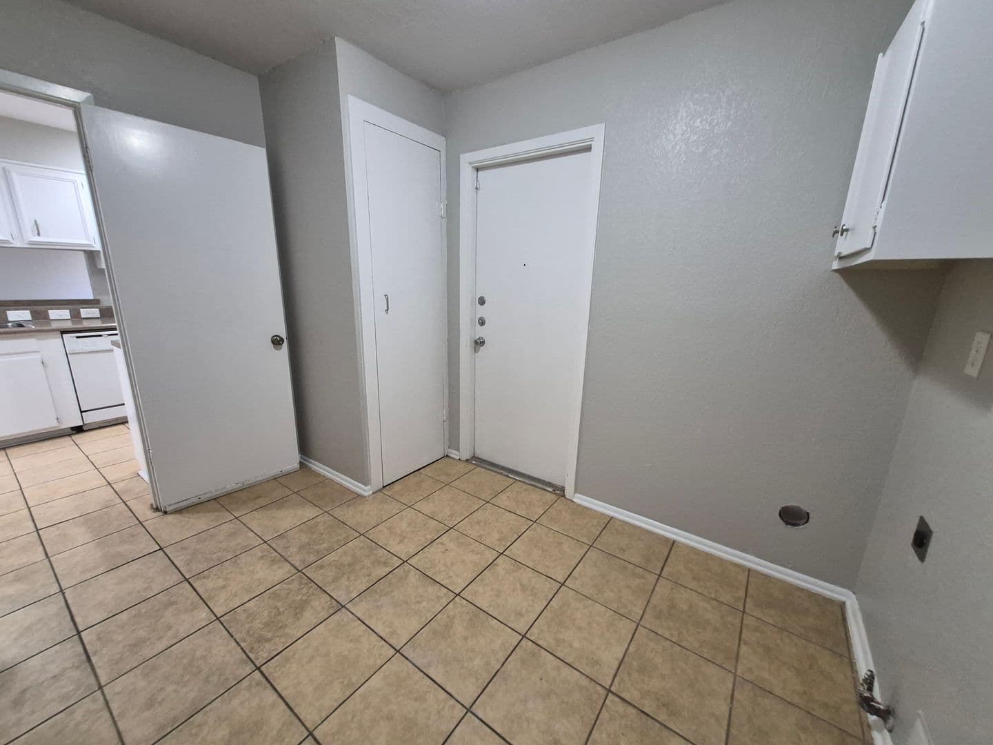 SAN ANTONIO House: 2718 DENNLER DR.