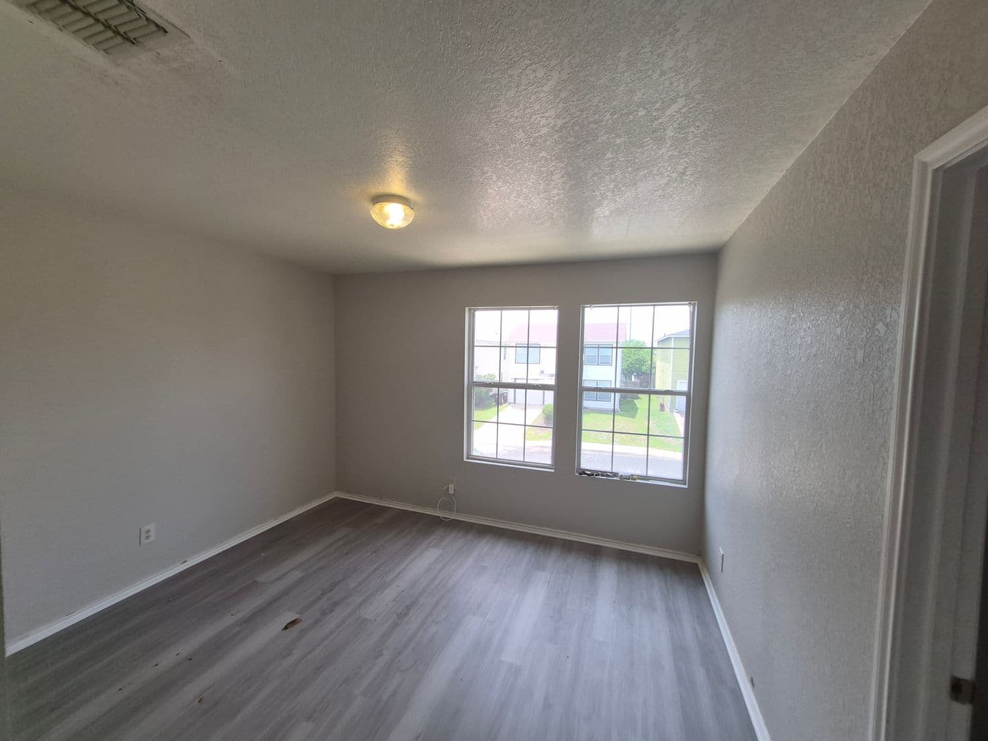 San Antonio House: 4526 Safe Harbor