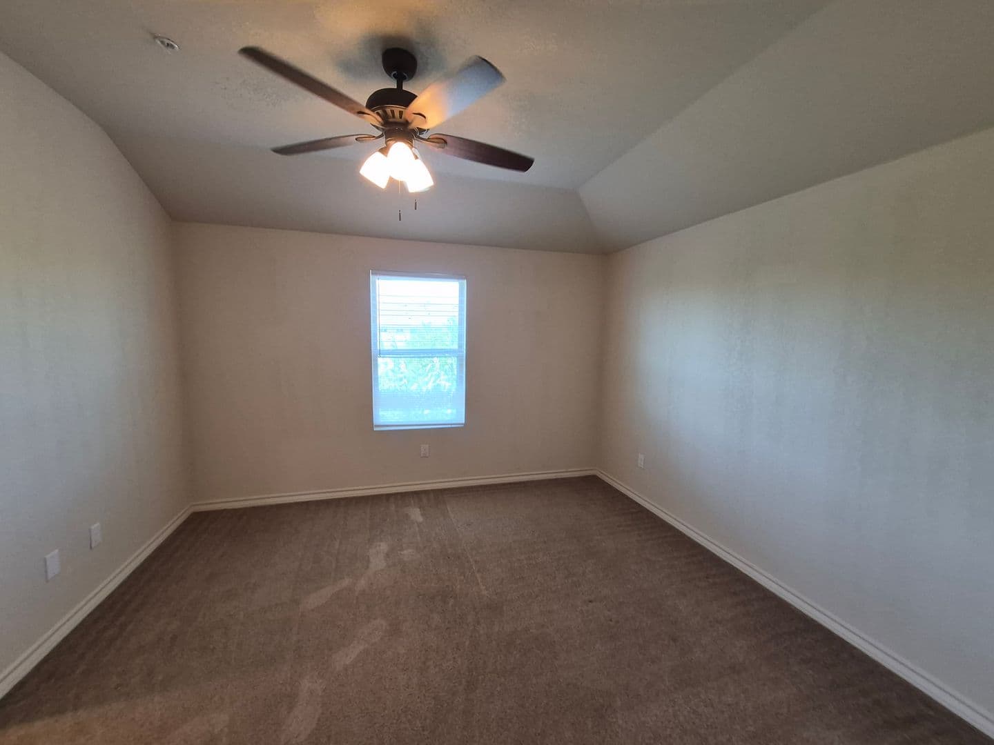SAN ANTONIO House: 6327 LUGLIO LANE #104