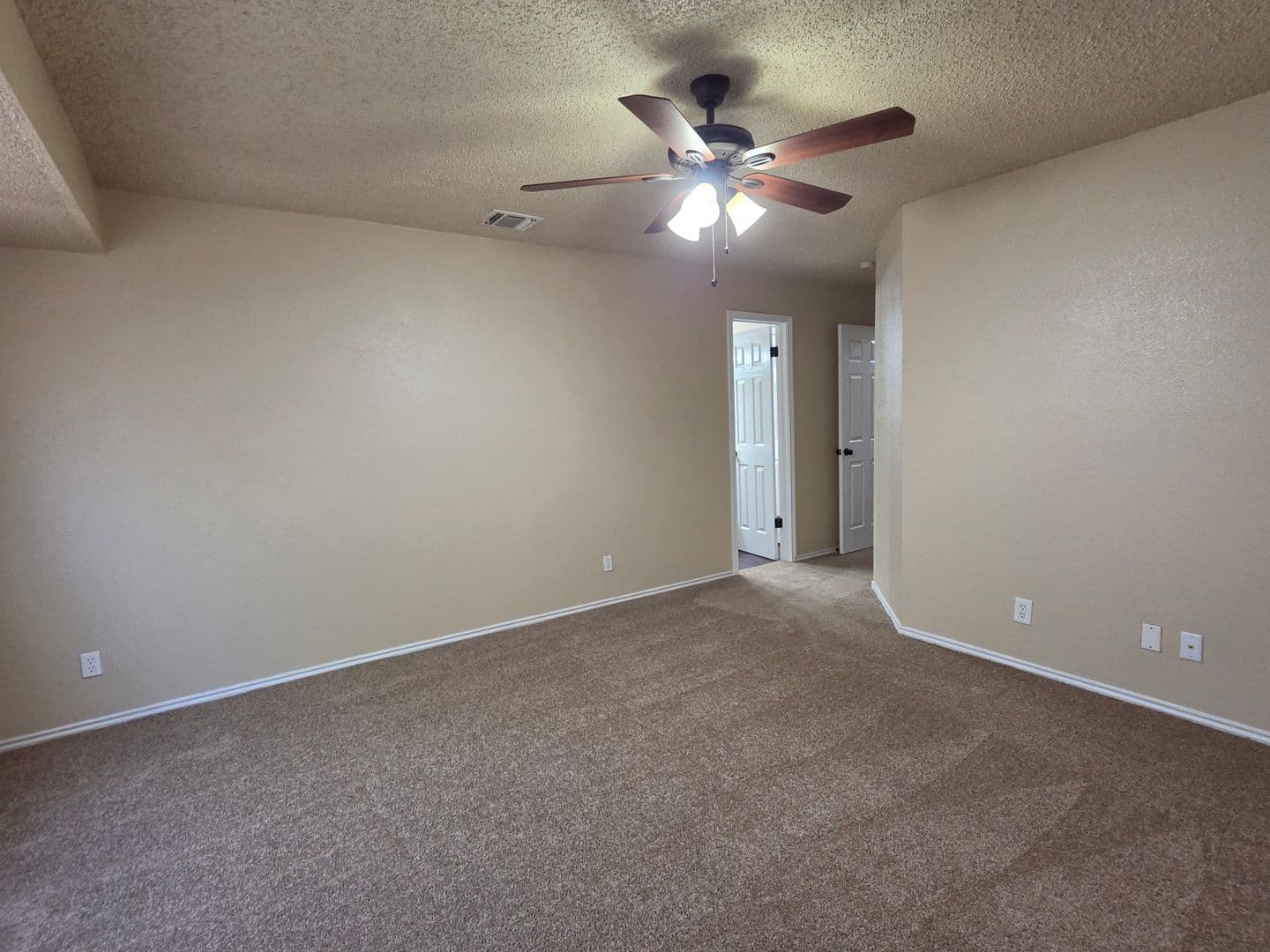 SAN ANTONIO House: 7123 FALLEN TRAIL