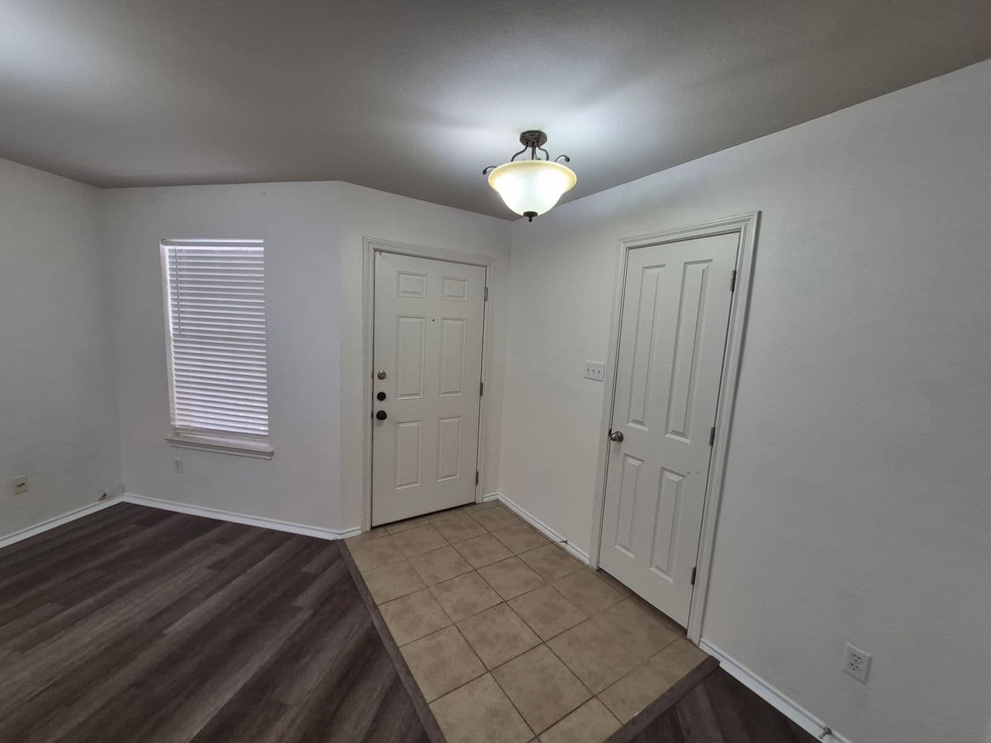 CIBOLO House: 216 HEREFORD