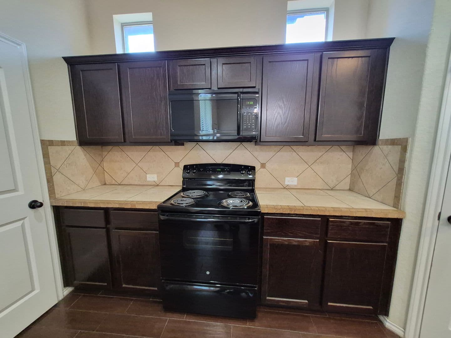 NEW BRAUNFELS House: 522 CREEKSIDE CIRCLE