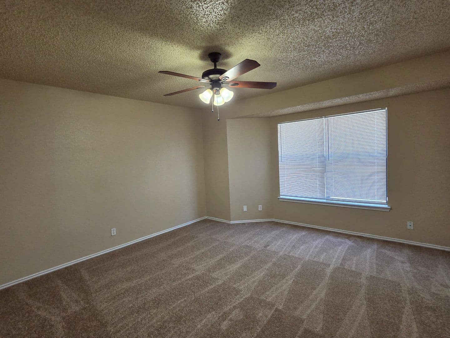 SAN ANTONIO House: 7123 FALLEN TRAIL