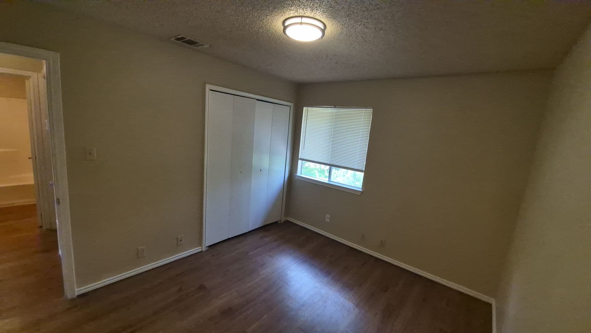 SAN ANTONIO House: 5201 MEADOWFIELD #4