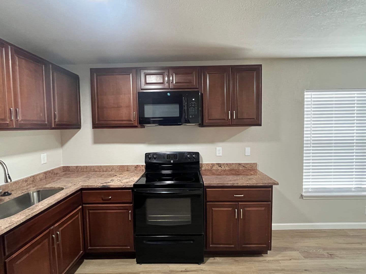 SAN ANTONIO House: 4010 SUNRISE BLUFF DR.