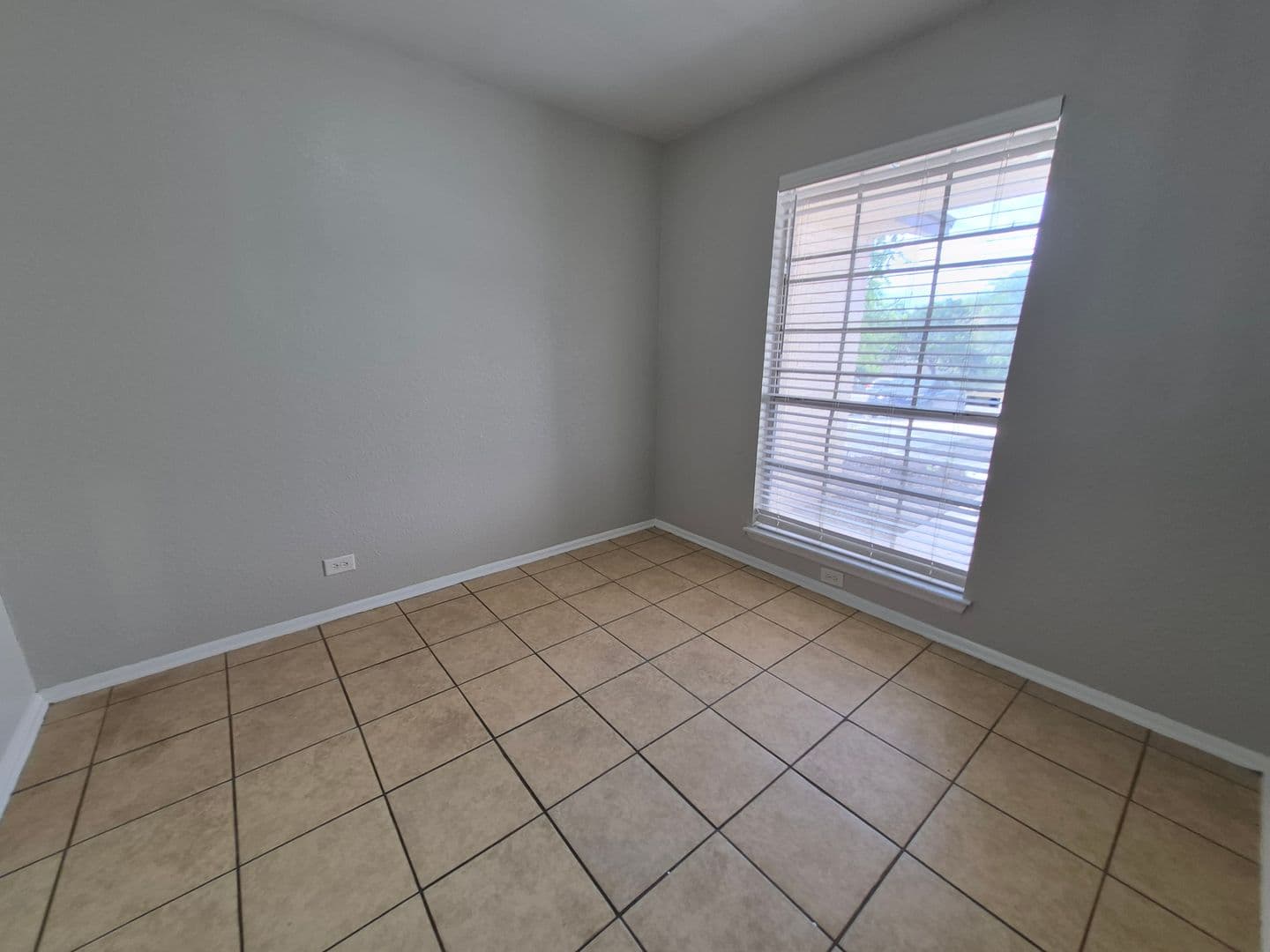 SAN ANTONIO House: 2718 DENNLER DR.