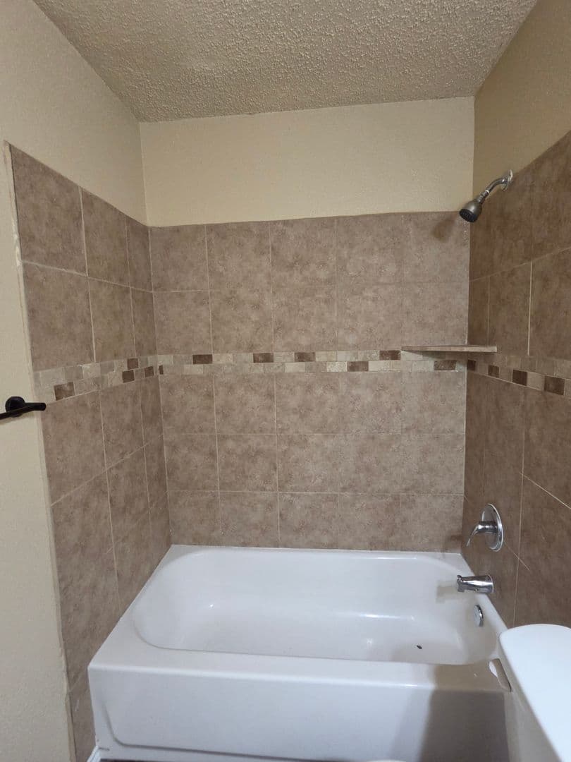 SAN ANTONIO House: 7123 FALLEN TRAIL