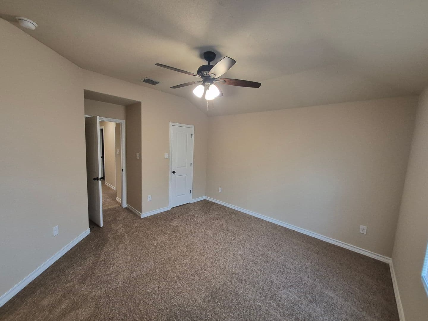 SAN ANTONIO House: 13915 ANNA'S WAY #101