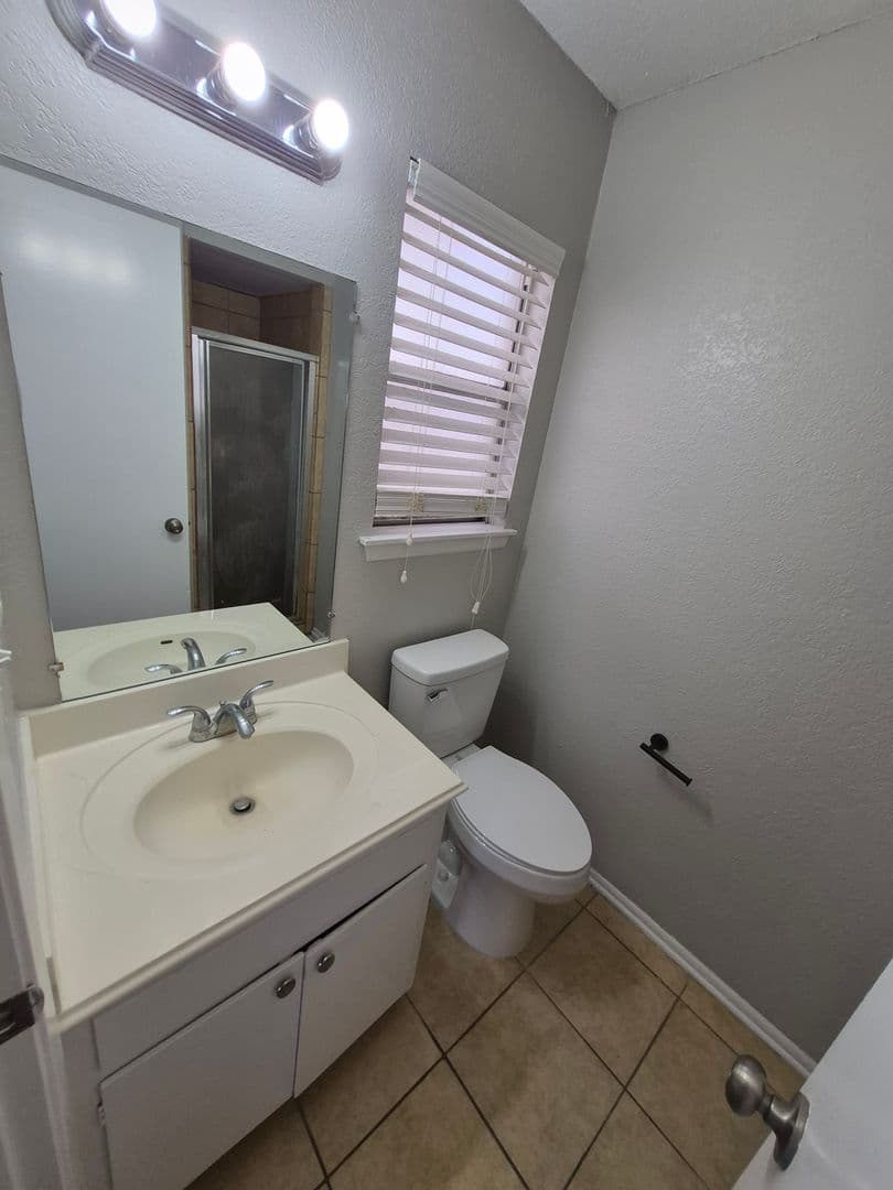 SAN ANTONIO House: 2718 DENNLER DR.