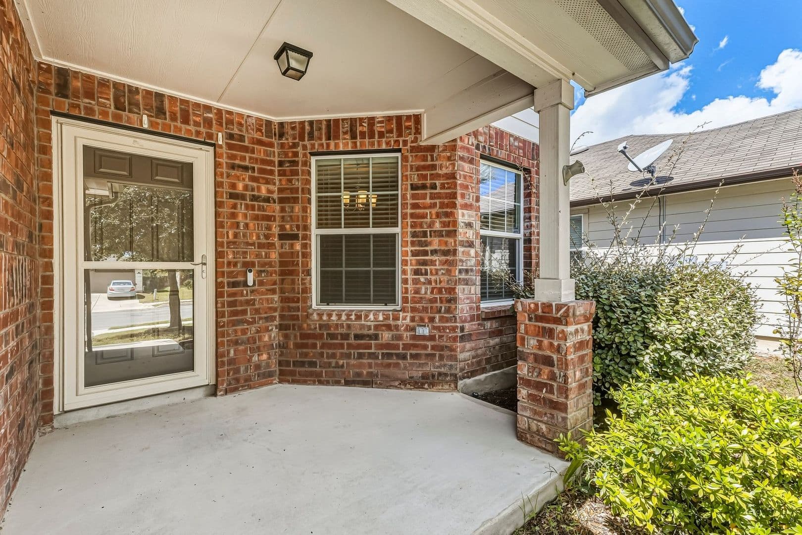 SCHERTZ House: 10213 METZ VALLEY