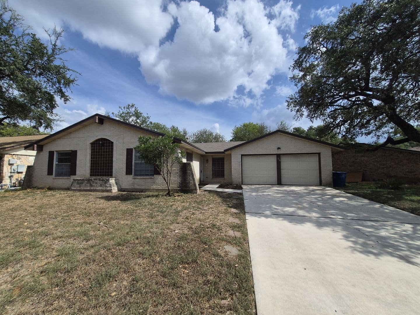 SAN ANTONIO House: 2718 DENNLER DR.