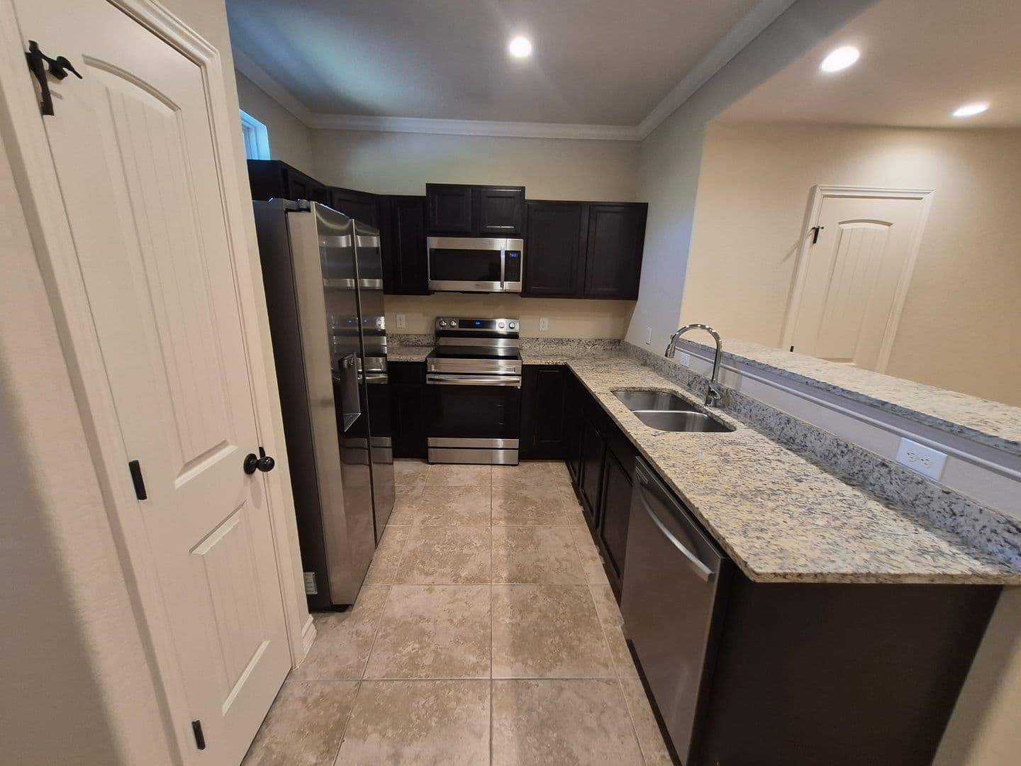 SAN ANTONIO House: 6327 LUGLIO LANE #102
