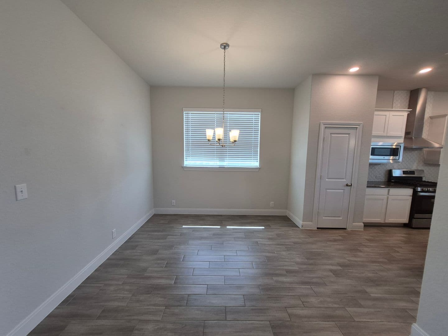 SCHERTZ House: 11612 HOLLERING PASS