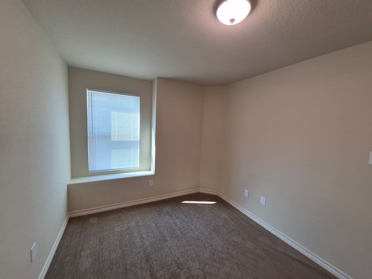 SAN ANTONIO House: 6327 LUGLIO LANE #102