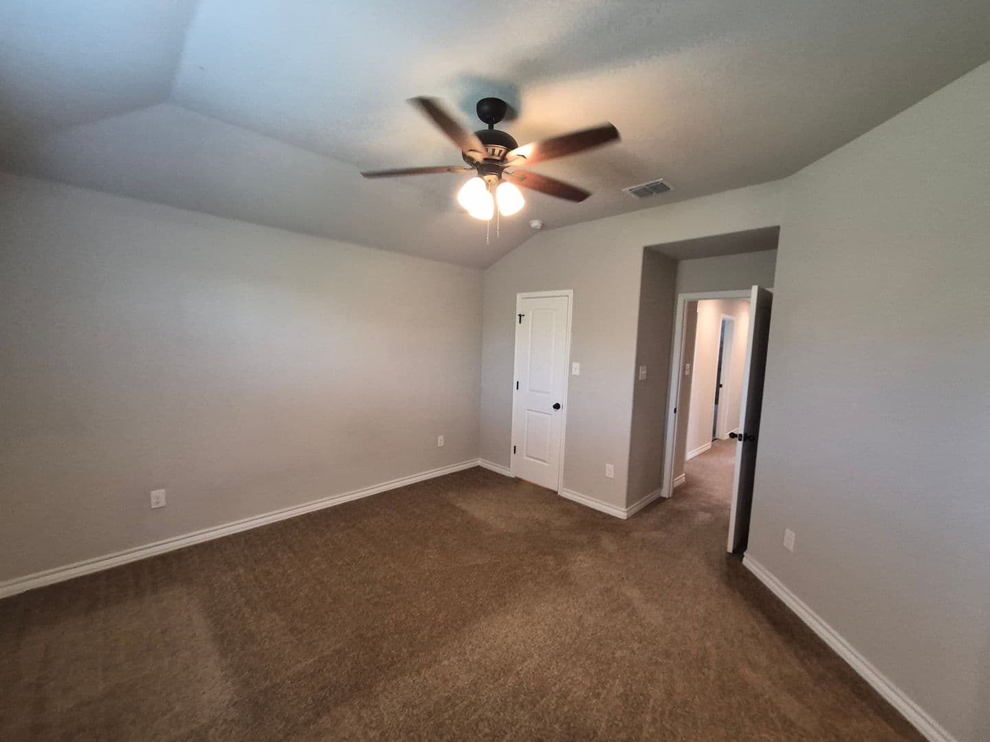 SAN ANTONIO House: 6303 LUGLIO LANE #102